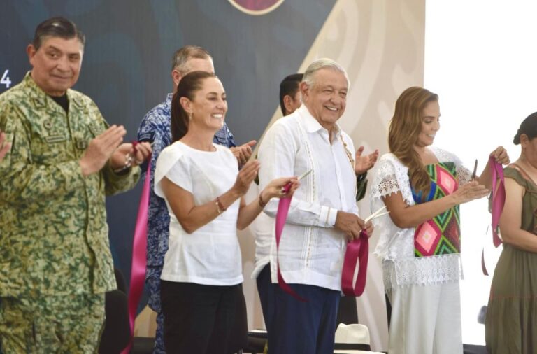 “Si no es el mejor, es de los más grandes presidentes de la historia de México”, reitera Sheinbaum