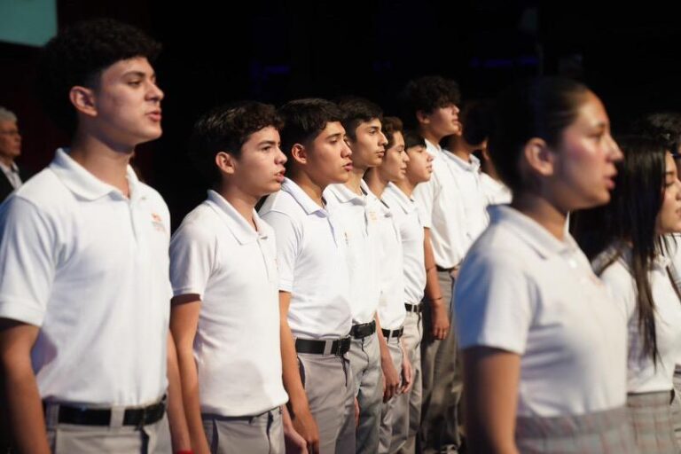 Conmemoran autoridades educativas 49 aniversario de Cobach Sonora