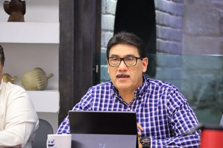 Los trabajos del tren reactivan la economía de manera increíble: GIM