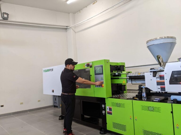 Fortalece Universidad Tecnológica de SLRC formación de alumnado con alta tecnología