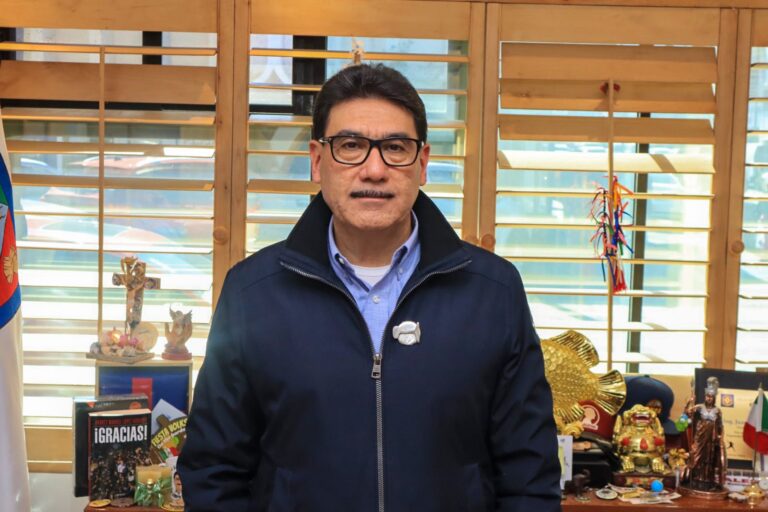 Busca Nogales eficientizar la energía con paneles solares