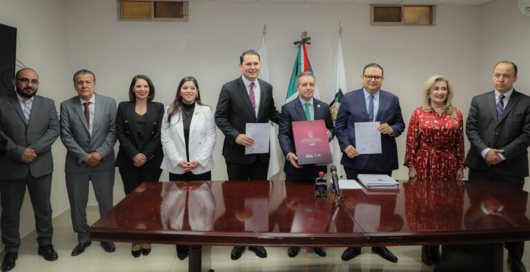 Congreso de Sonora recibe paquete económico para el año 2025