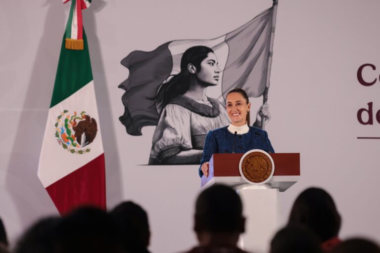 Sheinbaum desmiente reclamo a Trump por intención de poner aranceles a productos mexicanos