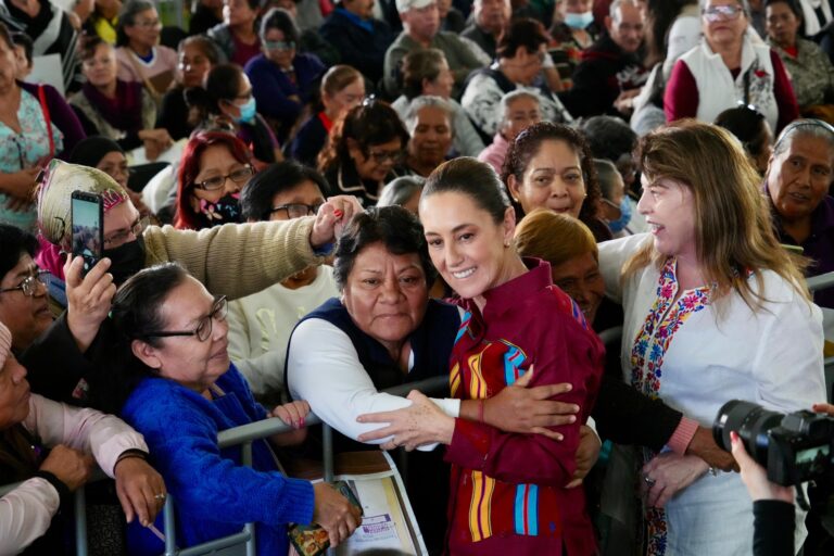 En Morelos presidenta Claudia Sheinbaum anuncia reconstrucción del circuito «Tierra y libertad», creación del nuevo centro de convenciones y nuevo puente vahicular en Cuernavaca