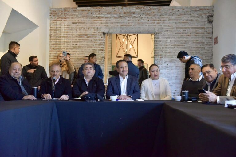 Apoyan organismos empresariales, colegios y representantes de la sociedad civil la construcción de paso a desnivel Colosio y Solidaridad