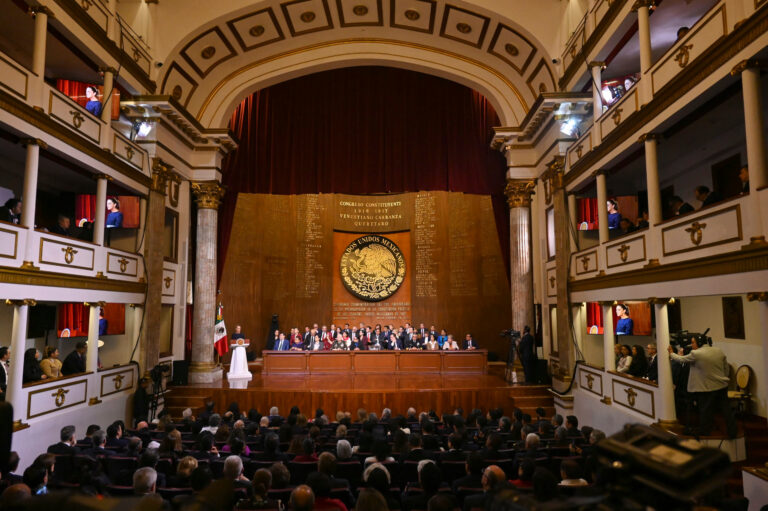 En el aniversario 108 de la constitución de 1917, presidenta Claudia Sheinbaum envía reformas para la no reelección y contra el nepotismo