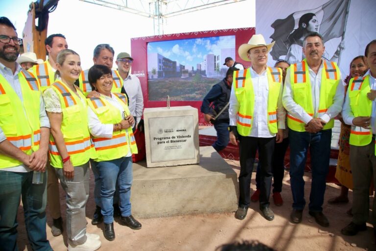 Inicia en Sonora construcción de 33,800 casas del Programa Nacional de Vivienda; Gobernador Durazo coloca primera piedra