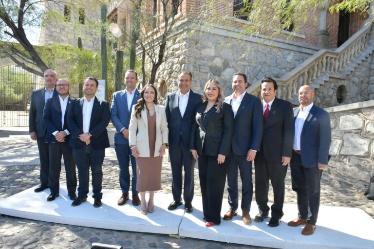 Destacan Ayuntamientos del país ejemplo de Antonio Astiazarán en el uso de energías renovables