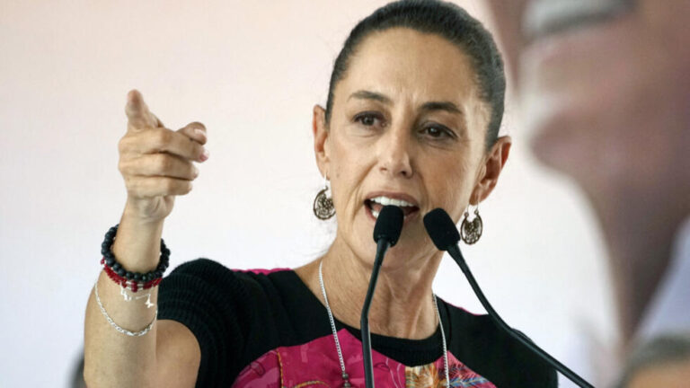 «Eres dura»: Cómo la presidenta de México se ganó los elogios de Trump