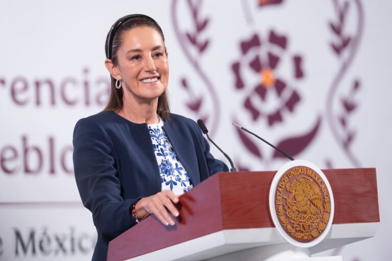 Presidenta Claudia Sheinbaum envía al congreso ley nacional para eliminar trámites burocráticos que facilita la transformación digital del país
