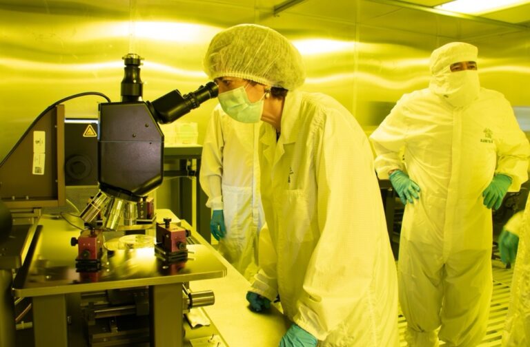 Secihti visita INAOE, Centro Público en Puebla,que participa en proyecto estratégico de «Semiconductores Kutsari»
