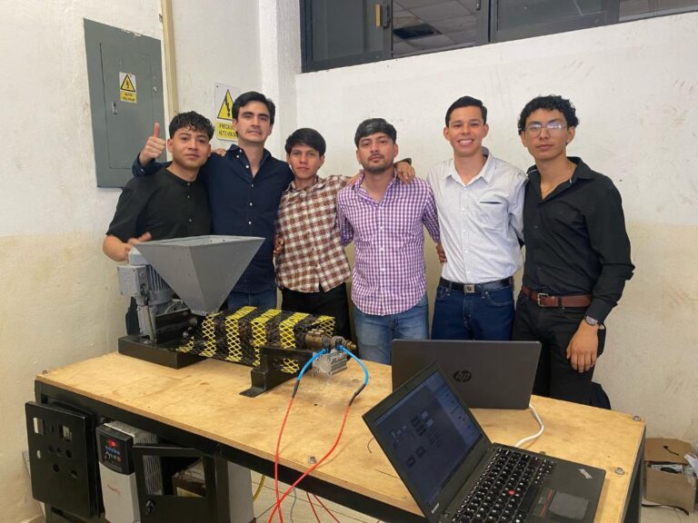 Gobierno de Sonora fortalece proyectos integrales de electromovilidad en universidades: UTS