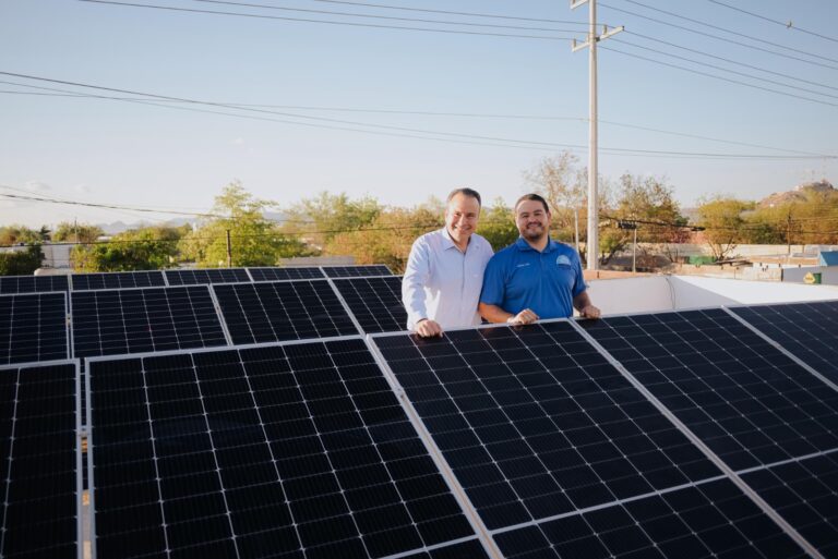 Destaca Toño Astiazarán ahorro de 83% en recibo de luz en centro CIDA con programa Peso Solar