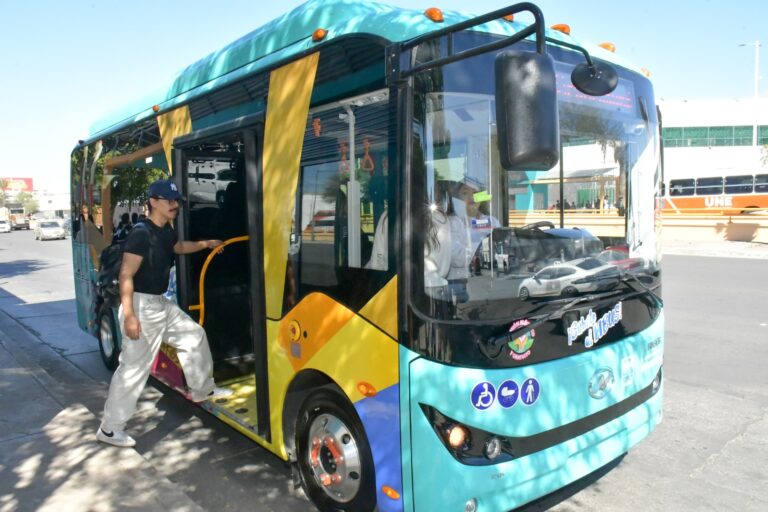 Mas de 900 estudiantes inscritos a la fecha en el HBus para ciclo 2025-2026