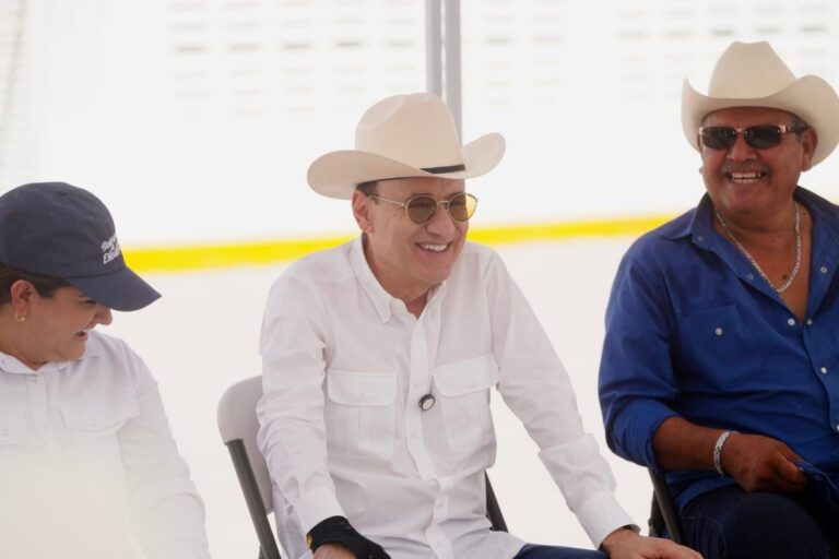 Gobernador Durazo consolida acciones para eficientar suministro de Acueducto Yaqui a comunidades