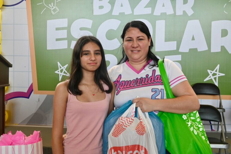 Gobernador Durazo respalda economía de familias sonorenses con Bazar Escolar 2025