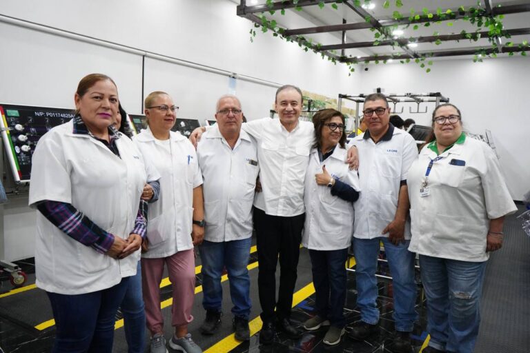 Gobernador Durazo fortalece la atracción de inversiones con finanzas sanas y calificación crediticia positiva