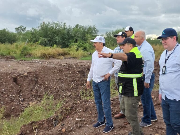Realiza Javier Lamarque recorrido de supervisión tras lluvias en Cajeme