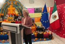 ¡Viva México!, ¡viva la vida!: presidenta de la unión europea inaugura altar de muertos