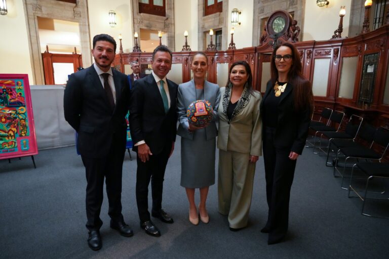 México impulsa infraestructura rumbo al Mundial 2026; Sheinbaum anuncia inversión federal para sedes