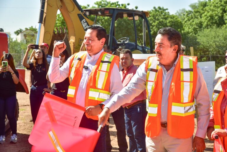 Da banderazo Javier Lamarque a nuevas instalaciones del SNTE 54 en Cajeme