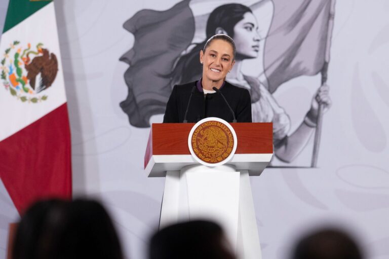 Sheinbaum revisará futuro de los Oples y aclara que la Reforma Electoral aún está en construcción