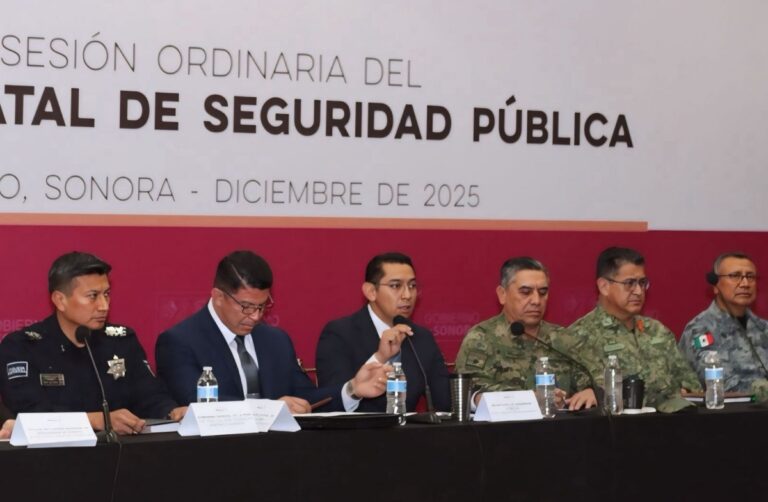Presiden autoridades de los tres niveles de gobierno XXIV Sesión Ordinaria del Consejo Estatal de Seguridad Pública