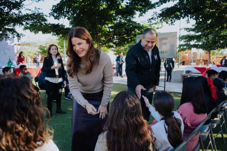 Reconocen Toño Astiazarán y Patty Ruibal campaña sobre cuidado de agua «Misión H20» del Cabildo Infantil