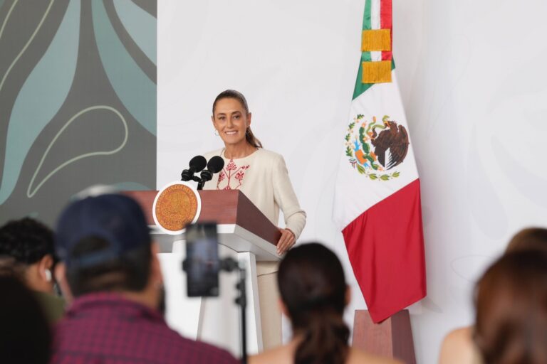 Entre 2026 y 2027 se invertirán en Veracruz 20 MDP para carreyras, obras de agua potable, vivienda y reconstruccion: Presidenta Claudia Sheinbaum
