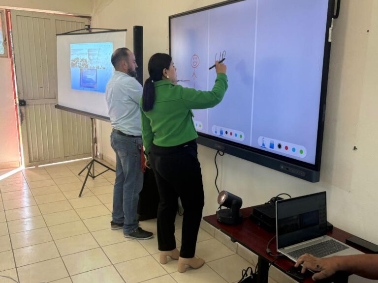 Unidades de la Universidad Pedagógica Nacional en Sonora fortalecen educación virtual con aula digital