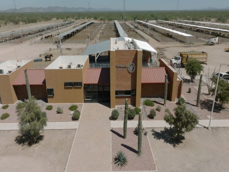 Durazo logra alianza con UGRS e impulsan más de 800 millones para parque industrial y modernización ganadera