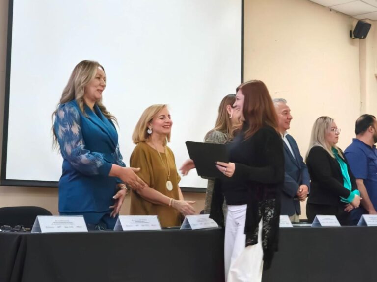Fortalece Gobierno de Sonora excelencia educativa de universidades con certificaciones docentes: UTHermosillo