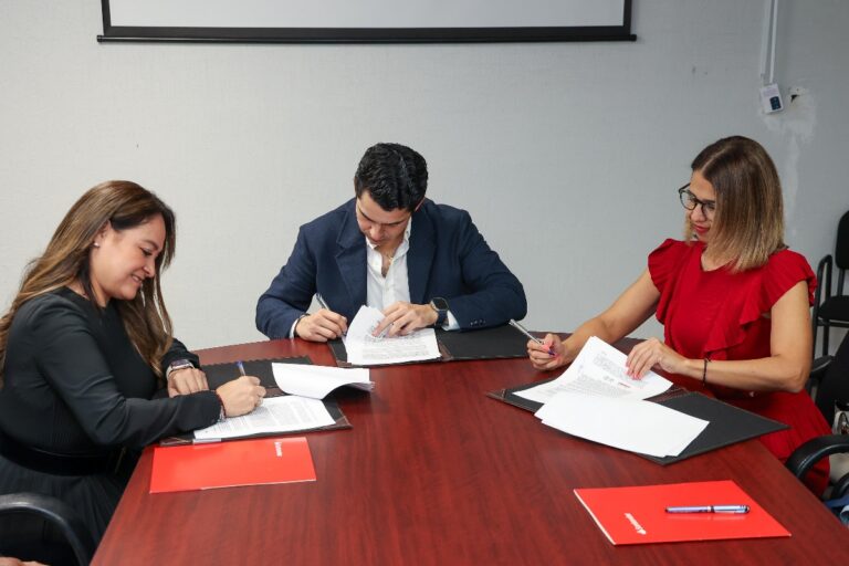 Gobierno de Sonora firma convenio con banco para fortalecer el desarrollo de las PyME: SETUR