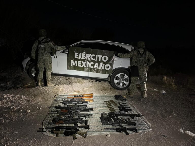 Asegura Gabinete de Seguridad de Alfonso Durazo arsenal de alto poder en vehículo robado en Navojoa