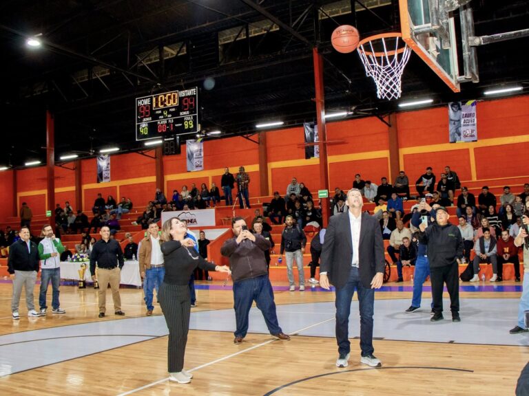 Inauguran el estatal femenil y varonil de básquetbol de 1ra fuerza ADEMEBA