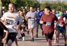 Se realiza con gran éxito la tradicional Carrera del Policía; participan más de 600 corredores