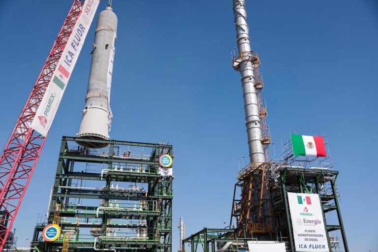 Recuperó México capacidad para producir sus propios combustibles; Pemex ya abastece el 60% del mercado nacional