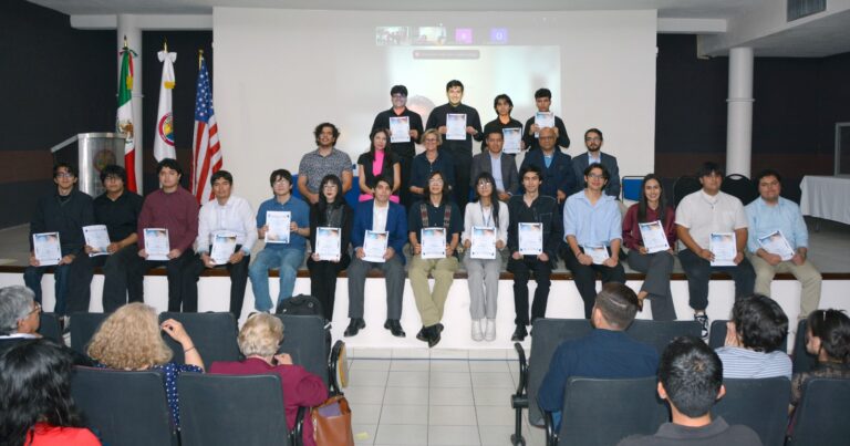 Ganan estudiantes de la Unison el Semicon DesertSe registraron más de 50 alumnos de licenciatura y posgrado de distintas instituciones.