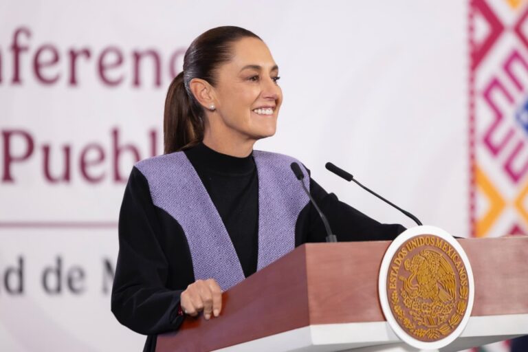 Reprueba Sheinbaum que se haya descafeinado su “Plan B”, reconoce avance en acabar con privilegios