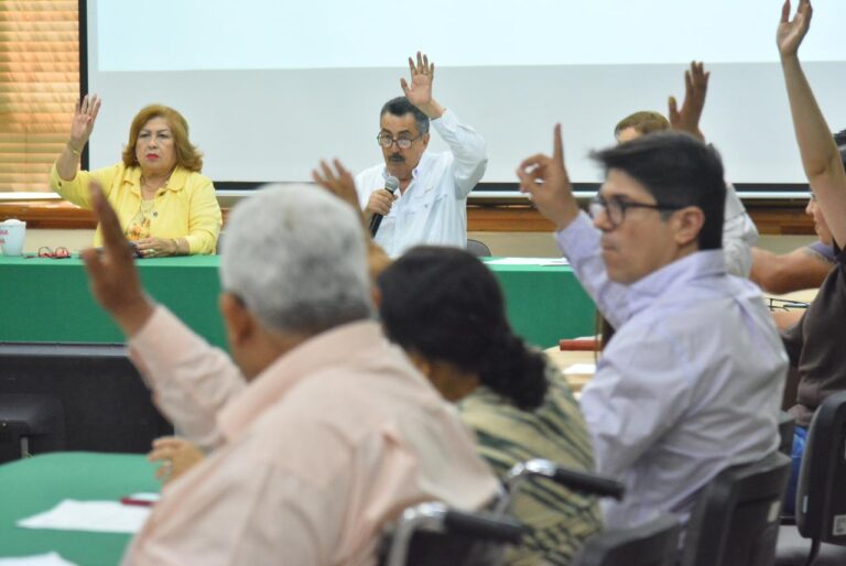 Aprueba cabildo informe del órgano de control y evaluación gubernamental