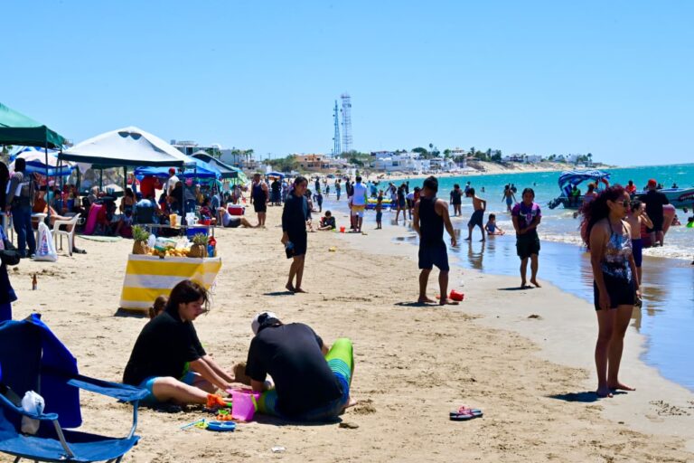 Se registra gran afluencia de vacacionistas en Bahía de Kino y zona rural en Semana Santa