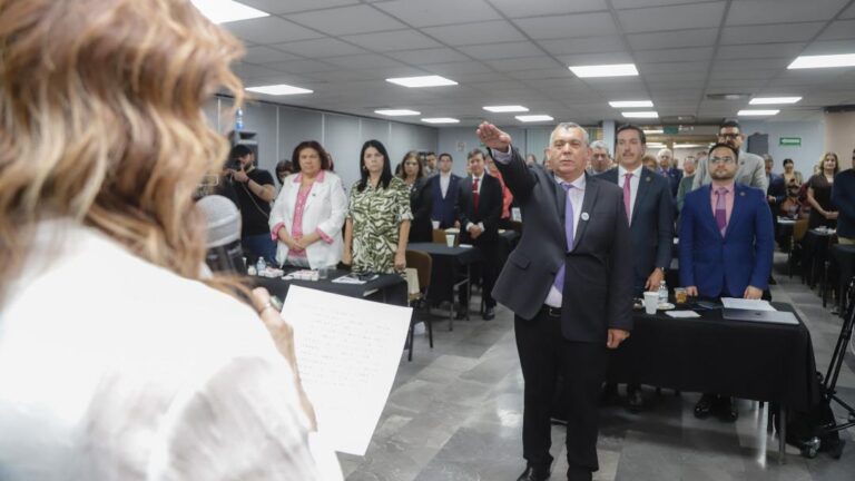 Rinde protesta Teodoro Cervando Flores como presidente de la CEDH ante el Congreso de Sonora