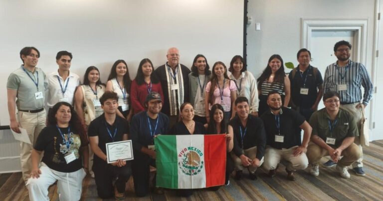 Participan biólogos de la Unisierra en reunión anual de naturalistas en Texas