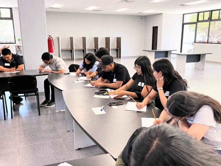 Capacita Gobierno de Sonora a universitarios que participan en el Programa Nacional AlfabetizaTEC: ISEA