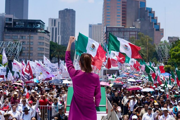 “La patria no se vende, la patria se defiende”: Claudia Sheinbaum