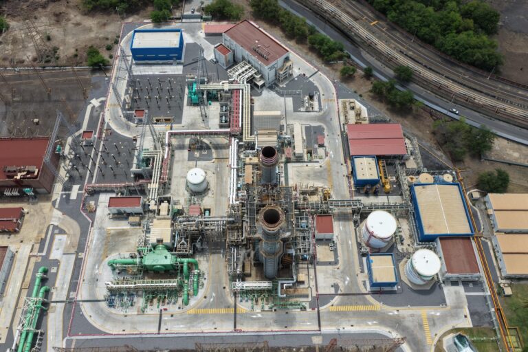 Sin CFE no habrá soberanía energética; Fortalecerla es amar a México: Presidenta Claudia Sheinbaum inaugura central ciclo combinado en Manzanillo, Colima