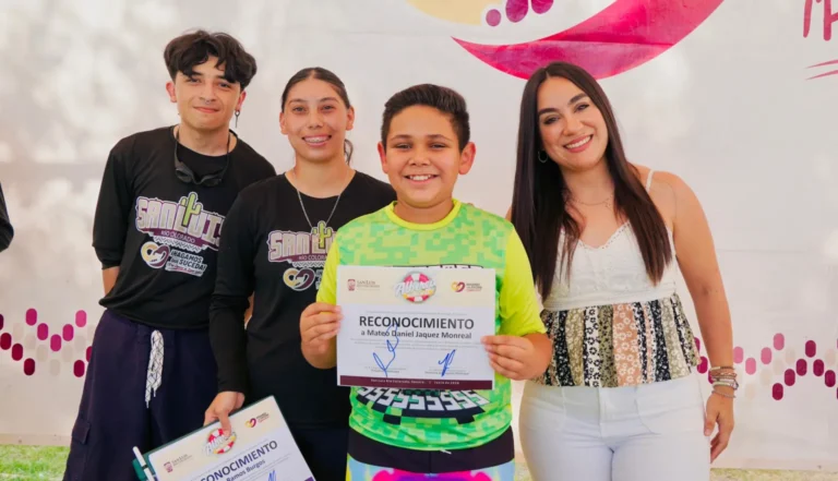 Concluyen con éxito 255 alumnos cursos de aquazumba y natación en la Alberca Municipal