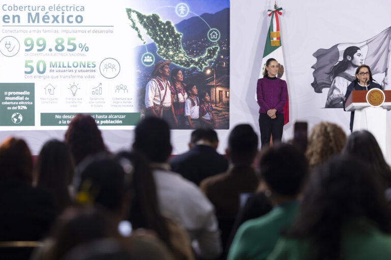 Este sexenio vamos a electrificar todo el país con el programa de jsutcia energética: Presidenta Claudia Sheinbaum; serán más de 45 mil obras