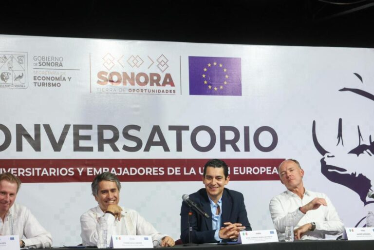 Gobierno de Sonora promueve oportunidades globales para la juventud con diálogo entre estudiantes y embajadores de la Unión Europea