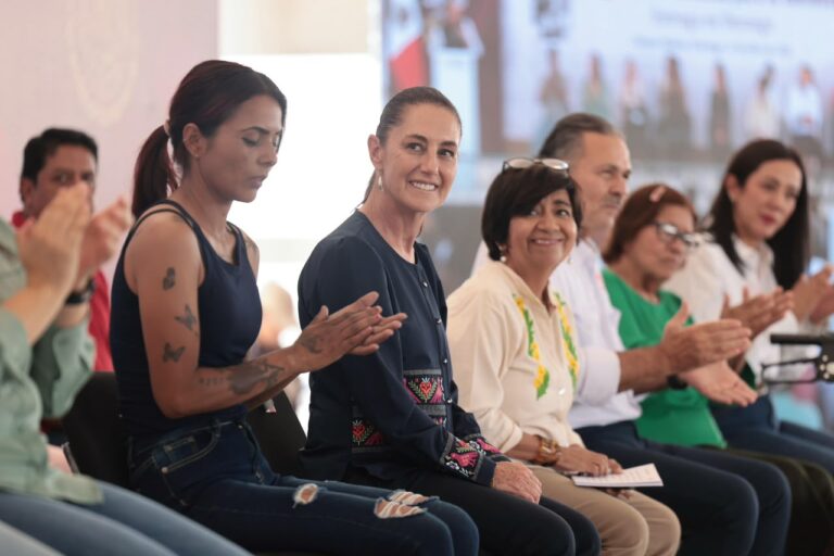 11.5 millones de familias tendrán derecho a la vivienda presidenta Claudia Sheinbaum encabeza programa de vivienda para el bienestar en Gómez Palacio, Durango